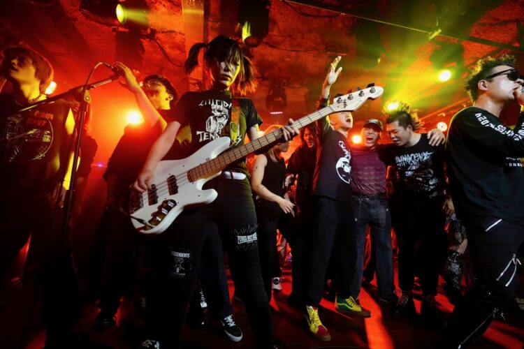 RED ROCK BAND CHINA ROCK 1985-2005 中国ロック Red Rock Band CHINA ROCK 1985-2005: all_china — LiveJournal